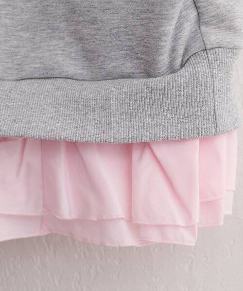 natural couture（ナチュラルクチュール）の「フリルレイヤードプルオーバー（スウェット・レディース・オフホワイト/グレー/チャコールグレー・FREE）」の20枚目の写真