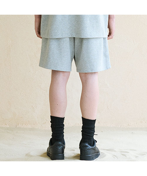 CHILLSA(チルサ)の「Infinity Belted Shorts_Melange Gray(その他パンツ・レディース・ライトグレー・1/2)」の4枚目の写真