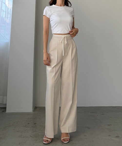 Louere(ルエレ)の「ダブルウエストパンツ(スラックス・レディース・ブラック/アイボリー/チャコール・SMALL/MEDIUM/LARGE/X-LARGE)」の2枚目の写真