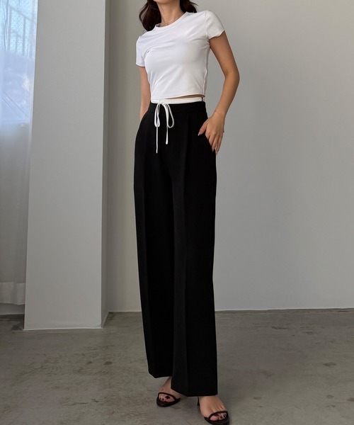 Louere(ルエレ)の「ダブルウエストパンツ(スラックス・レディース・ブラック/アイボリー/チャコール・SMALL/MEDIUM/LARGE/X-LARGE)」の5枚目の写真