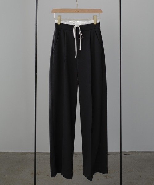 Louere(ルエレ)の「ダブルウエストパンツ(スラックス・レディース・ブラック/アイボリー/チャコール・SMALL/MEDIUM/LARGE/X-LARGE)」の19枚目の写真