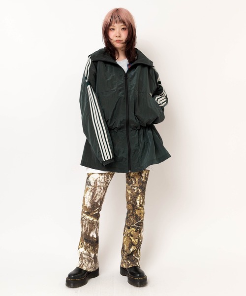 RNA(アールエヌエー)の「J2177 トラックハーフジャケットコート(ナイロンジャケット・レディース・グレー/グリーン/パープル・MEDIUM)」の18枚目の写真