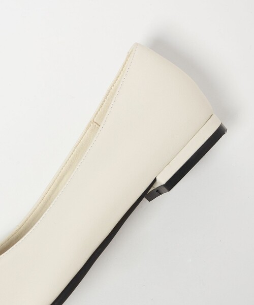 green label relaxing（グリーンレーベルリラクシング）の「ポインテッド フラットシューズ（その他シューズ・レディース・ブラック/ダークブラウン/ホワイト・25cm/24.5cm/24cm/23.5cm/23cm/22.5cm）」の14枚目の写真