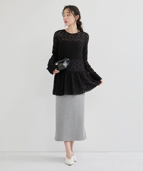 le cercle ADAM ET ROPE'(ルセルクルアダムエロペ)の「ペプラムレーストップス(Tシャツ/カットソー・レディース・ホワイト/ブラック・FREE)」の3枚目の写真
