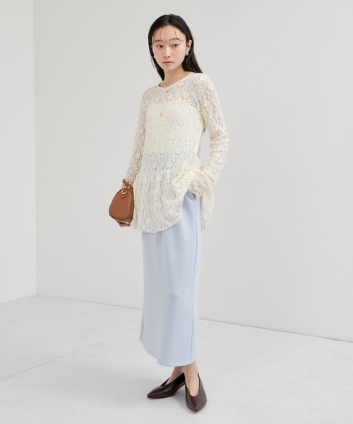 le cercle ADAM ET ROPE'(ルセルクルアダムエロペ)の「ペプラムレーストップス(Tシャツ/カットソー・レディース・ホワイト/ブラック・FREE)」の21枚目の写真