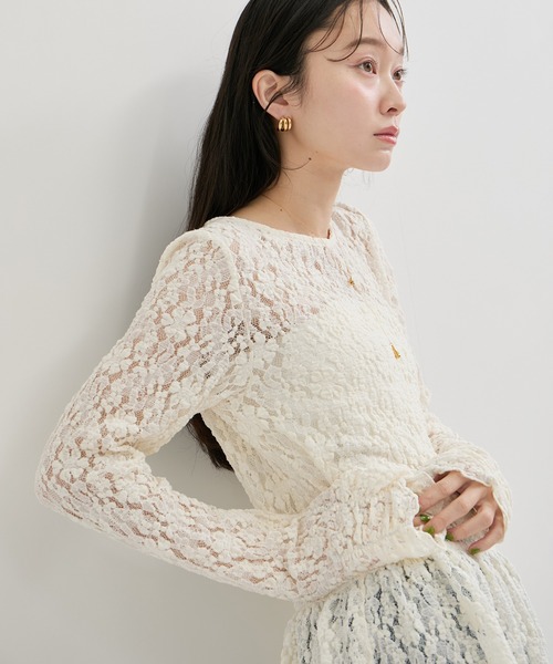 le cercle ADAM ET ROPE'(ルセルクルアダムエロペ)の「ペプラムレーストップス(Tシャツ/カットソー・レディース・ホワイト/ブラック・FREE)」の16枚目の写真
