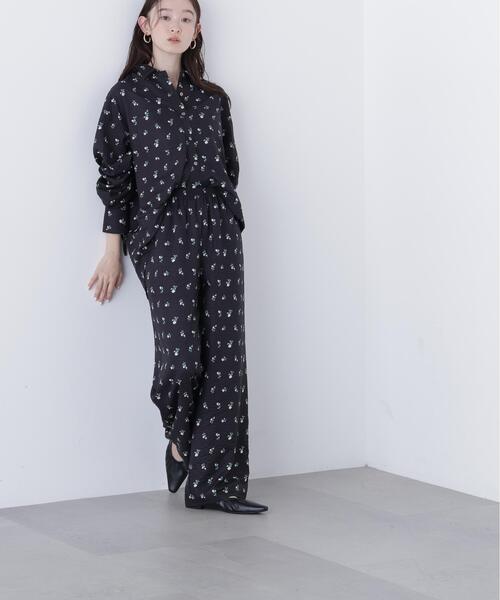 N.（N. Natural Beauty Basic）（エヌエヌナチュラルビューティーベーシック）の「フラワープリント SETUP シャツ（シャツ/ブラウス・レディース・イエロー系その他/ブラック系その他・ﾌﾘ-）」の7枚目の写真