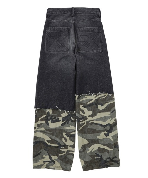 X-girl(エックスガール)の「FADED CAMO LAYERED PANTS(デニムパンツ・レディース・ブラック/ライトインディゴブルー・XS/S/M)」の20枚目の写真