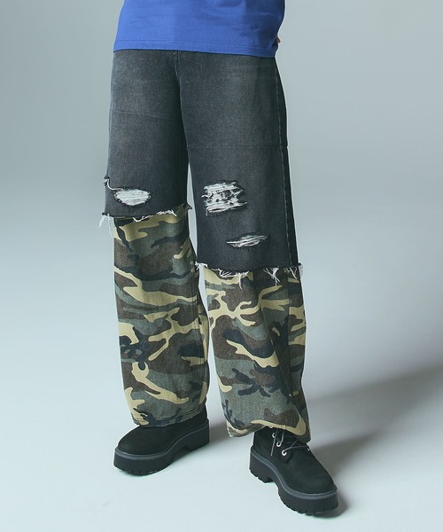 X-girl(エックスガール)の「FADED CAMO LAYERED PANTS(デニムパンツ・レディース・ブラック/ライトインディゴブルー・XS/S/M)」の3枚目の写真