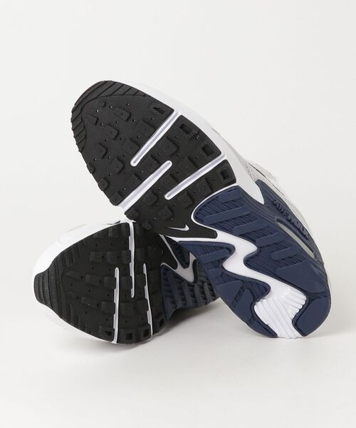 NIKE（ナイキ）の「ナイキ NIKE ナイキ  エア マックス エクシー（スニーカー・レディース・ホワイト×ネイビー・23.0cm/23.5cm/24.0cm/24.5cm/25.0cm）」の3枚目の写真