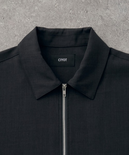 CIYOT(シヨウト)の「【CIYOT】リラックスフィット ジップアップ ショートブルゾン<速乾・UVカット・イージーケア>(ブルゾン・メンズ・ブラウン/グレー/ダークネイビー/スミクロ・L/M/S)」の10枚目の写真