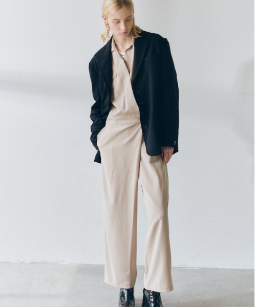 Muel Chic(ミュエルシック)の「Liora Jersey tailored リオラジャージテーラード(テーラードジャケット・レディース・ブラック/ネイビー/アイボリー・FREE)」の19枚目の写真