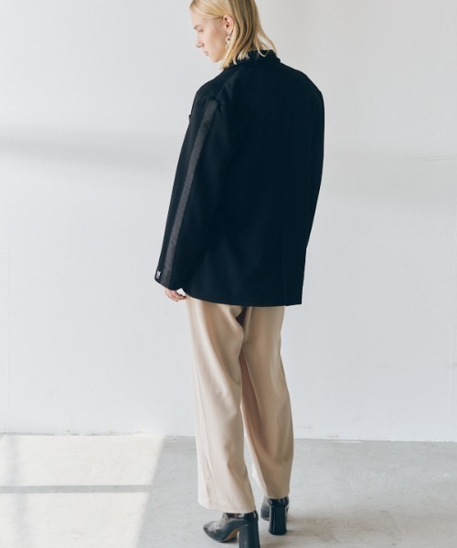 Muel Chic(ミュエルシック)の「Liora Jersey tailored リオラジャージテーラード(テーラードジャケット・レディース・ブラック/ネイビー/アイボリー・FREE)」の20枚目の写真