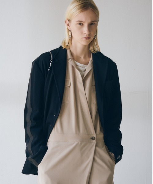 Muel Chic(ミュエルシック)の「Liora Jersey tailored リオラジャージテーラード(テーラードジャケット・レディース・ブラック/ネイビー/アイボリー・FREE)」の16枚目の写真