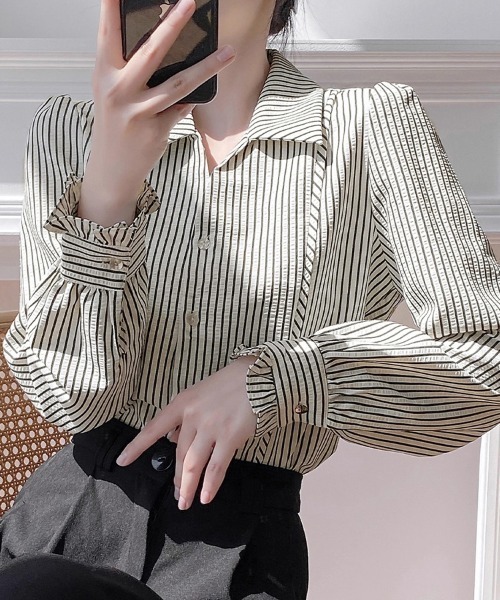 ONEP STAR(ワンピスター)の「袖フリルデザインストライプシャツ(シャツ/ブラウス・レディース・ストライプ・MEDIUM/LARGE)」の1枚目の写真