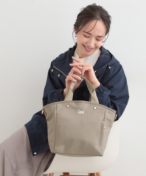 Lee（リー）の「【Lee別注／撥水】6ポケットトートバッグ（トートバッグ・レディース・ピンク系/ナチュラル/グレー/アイボリー系7/ネイビー系5/ブラック・00）」の3枚目の写真