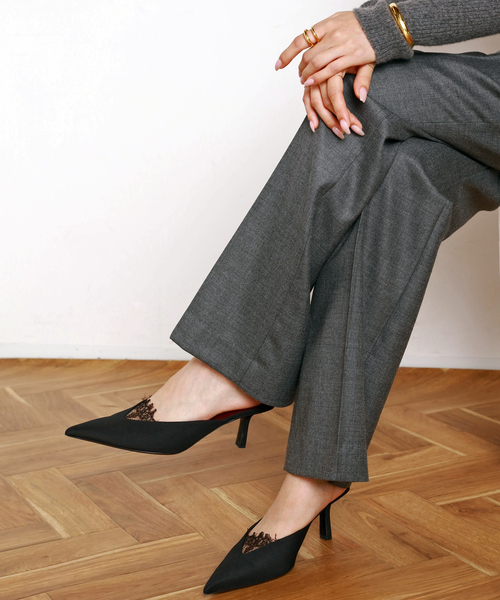 AP STUDIO（エーピーストゥディオ）の「【NEOUS/ネオアス】MATAR LACE CREPE PUMPS（パンプス・レディース・ブラック・36/37/38）」の13枚目の写真