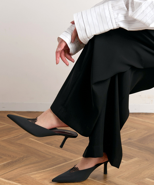 AP STUDIO（エーピーストゥディオ）の「【NEOUS/ネオアス】MATAR LACE CREPE PUMPS（パンプス・レディース・ブラック・36/37/38）」の15枚目の写真