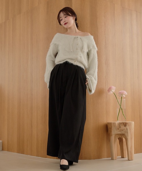 mideal(マイディール)の「tuck pleated wide pants / タックプリーツワイドパンツ(その他パンツ・レディース・ブラック/アイボリー・MEDIUM/SMALL)」の22枚目の写真