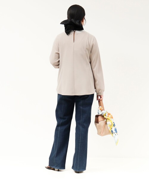 MICO COULIER（ミコクリエ）の「カットジョーゼット襟レースブラウス（襟取り外し可能）（シャツ/ブラウス・レディース・オフホワイト/ブラック/グレイッシュベージュ・38）」の18枚目の写真