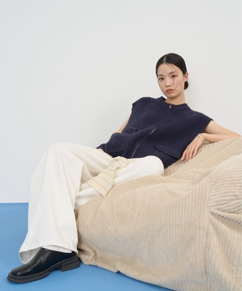 NUJOH(ヌゾ)の「Zip Rib Knit Vest / ジップリブニットベスト(ベスト・レディース・グレー/ネイビー/ベージュ/チャコールグレー・FREE)」の4枚目の写真