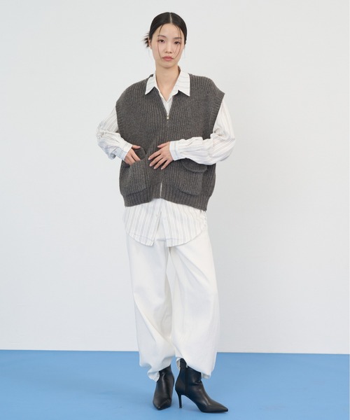 NUJOH(ヌゾ)の「Zip Rib Knit Vest / ジップリブニットベスト(ベスト・レディース・グレー/ネイビー/ベージュ/チャコールグレー・FREE)」の11枚目の写真