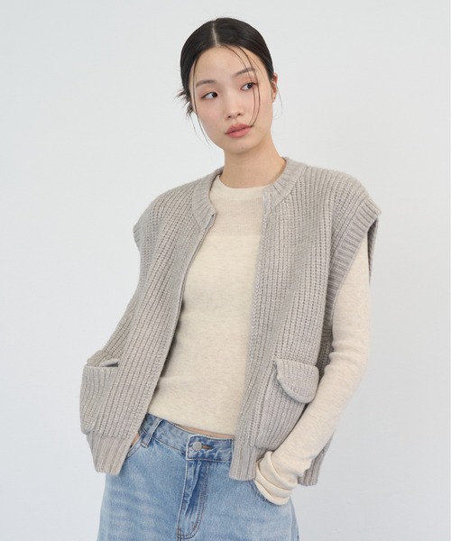 NUJOH(ヌゾ)の「Zip Rib Knit Vest / ジップリブニットベスト(ベスト・レディース・グレー/ネイビー/ベージュ/チャコールグレー・FREE)」の17枚目の写真