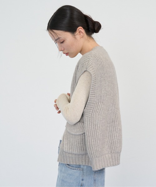 NUJOH(ヌゾ)の「Zip Rib Knit Vest / ジップリブニットベスト(ベスト・レディース・グレー/ネイビー/ベージュ/チャコールグレー・FREE)」の18枚目の写真