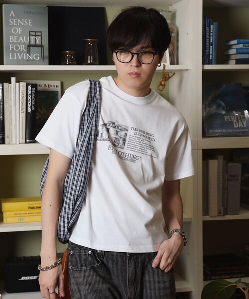FFEIN(フェイン)の「【FFEIN(フェイン)】メッセージロゴショート丈Tシャツ / Tシャツ クルーネック 半袖 【短丈】(Tシャツ/カットソー・メンズ・ブラック/ネイビー/ホワイト・LARGE/MEDIUM/SMALL)」の13枚目の写真