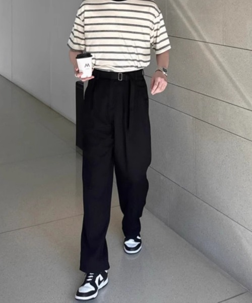 KELVIN（ケルヴァン）の「Belted Tuck Wide Slacks Pants ベルト付き ワイド タックスラックス（スラックス・メンズ・ブラック/グレー・MEDIUM/LARGE）」の6枚目の写真