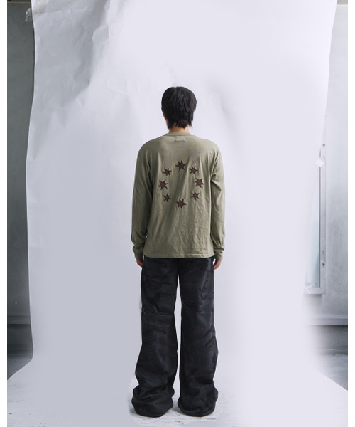 TANSANMAGNESIUM(タンサン マグネシウム)の「スターロングスリーブ(カーキ)(Tシャツ/カットソー・レディース・その他・MEDIUM/SMALL)」の6枚目の写真