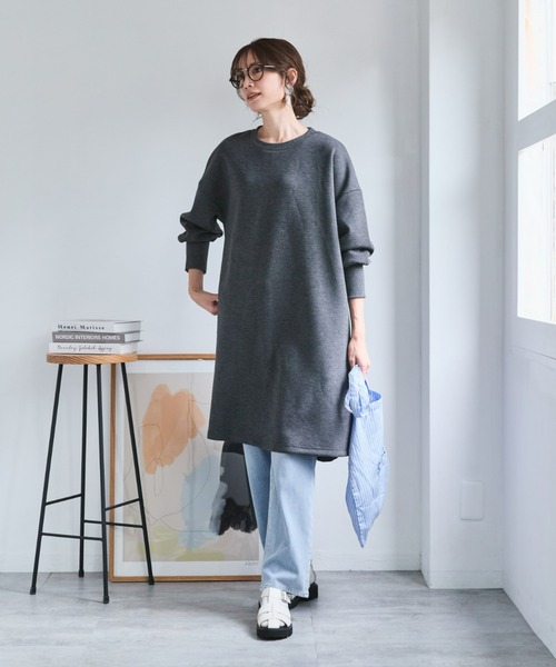 SMILE LAND(スマイルランド)の「<大きいサイズ>ゆるシルエットダンボールニットAラインチュニック(その他トップス・レディース・グレイッシュブルー/チャコールグレー/ブラック・5L~6L/3L~4L/L~LL)」の8枚目の写真