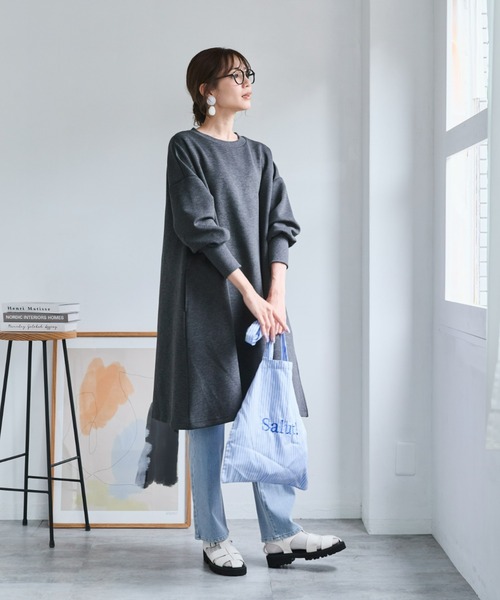 SMILE LAND(スマイルランド)の「<大きいサイズ>ゆるシルエットダンボールニットAラインチュニック(その他トップス・レディース・グレイッシュブルー/チャコールグレー/ブラック・5L~6L/3L~4L/L~LL)」の9枚目の写真