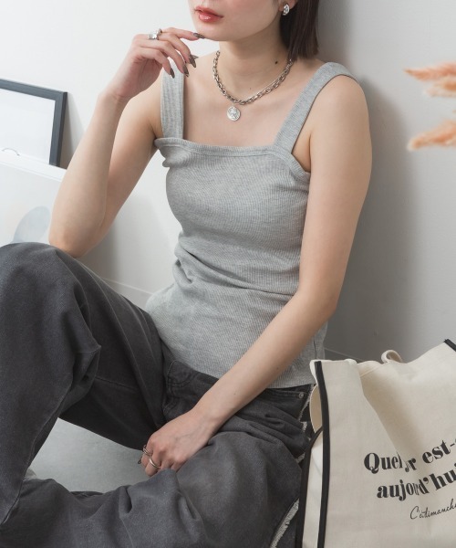 aity(アイティ)の「M-4L 2×2リブ チューブトップキャミソール 夏服(キャミソール・レディース・ベージュ/カーキ/ブラック/オフホワイト/杢グレー・3L/LL/L/M/4L)」の4枚目の写真