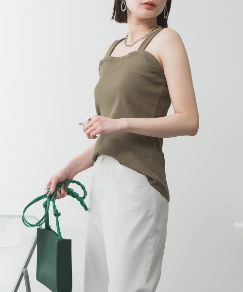 aity(アイティ)の「M-4L 2×2リブ チューブトップキャミソール 夏服(キャミソール・レディース・ベージュ/カーキ/ブラック/オフホワイト/杢グレー・3L/LL/L/M/4L)」の12枚目の写真