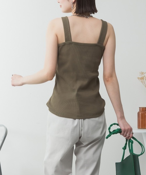 aity(アイティ)の「M-4L 2×2リブ チューブトップキャミソール 夏服(キャミソール・レディース・ベージュ/カーキ/ブラック/オフホワイト/杢グレー・3L/LL/L/M/4L)」の13枚目の写真