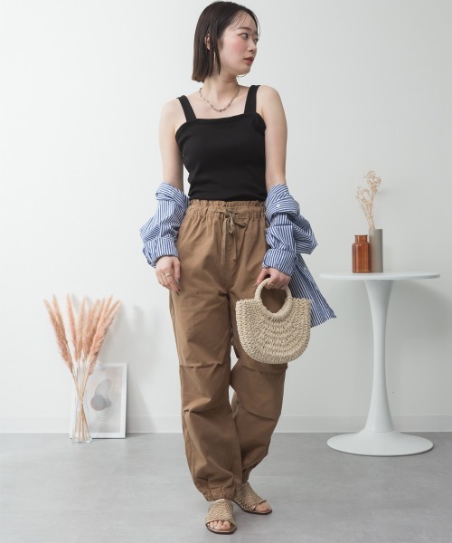 aity(アイティ)の「M-4L 2×2リブ チューブトップキャミソール 夏服(キャミソール・レディース・ベージュ/カーキ/ブラック/オフホワイト/杢グレー・3L/LL/L/M/4L)」の16枚目の写真