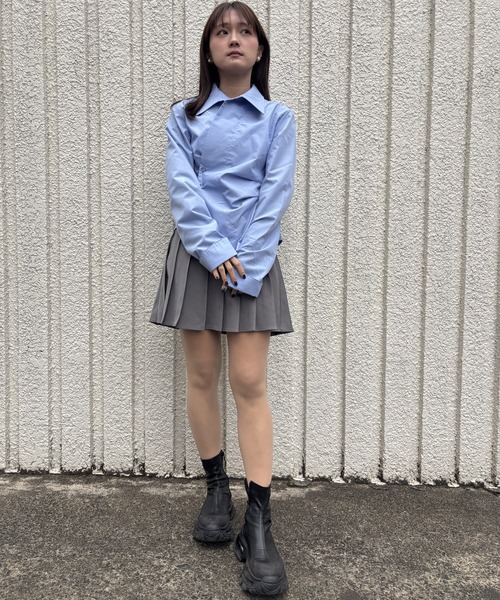 merrylatte(メリーラテ)の「WAIST TUCK CROSS SHIRT【IROHANI】(シャツ/ブラウス・レディース・ブルー・FREE)」の3枚目の写真