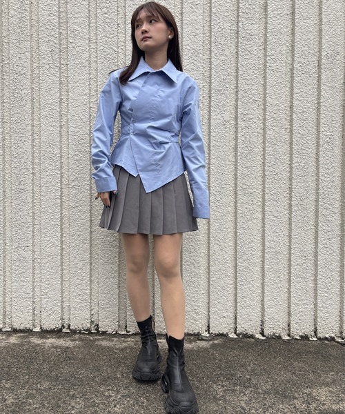 merrylatte(メリーラテ)の「WAIST TUCK CROSS SHIRT【IROHANI】(シャツ/ブラウス・レディース・ブルー・FREE)」の4枚目の写真