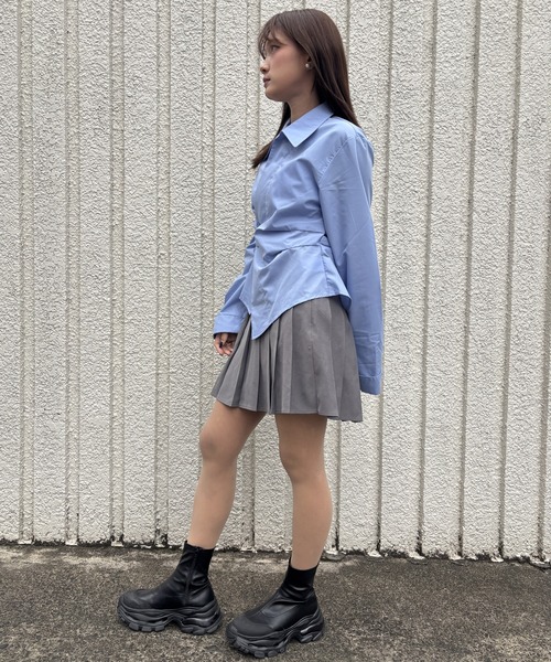 merrylatte(メリーラテ)の「WAIST TUCK CROSS SHIRT【IROHANI】(シャツ/ブラウス・レディース・ブルー・FREE)」の7枚目の写真