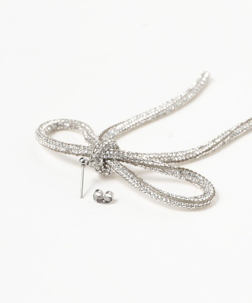 Ray BEAMS（レイビームス）の「LOTUS PINK / ラインストーン ボウ ピアス（ピアス（片耳用）・レディース・シルバー/レッド・ONE SIZE）」の3枚目の写真