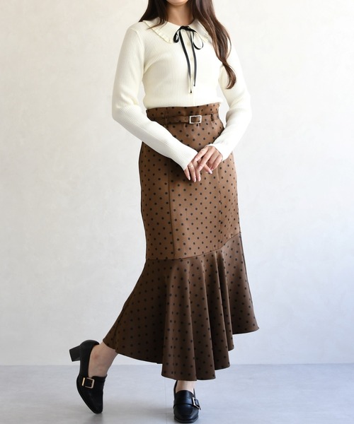 31 Sons de mode(トランテアン ソン ドゥ モード)の「2026春夏新作 襟フリルニット(ニット/セーター・レディース・オフホワイト/イエロー/ブラック・フリ-)」の8枚目の写真