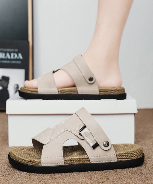 WESTBOY（ウエストボーイ）の「スウェードバックルデザインサンダル 編み込み風ソール ビーチサンダル WO26S4SD08（サンダル・メンズ・ホワイト/ブラウン/ブラック・44/43/42）」の7枚目の写真
