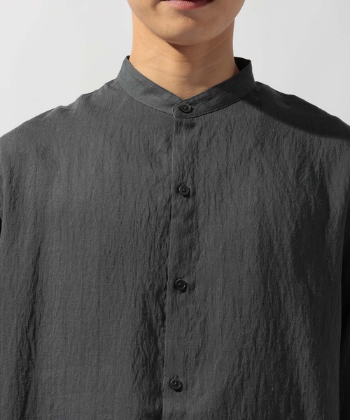 niko and...（ニコアンド）の「リネン混バンドカラーシャツ（シャツ/ブラウス・メンズ・アイボリー/チャコール/ブラウン・LARGE/MEDIUM）」の8枚目の写真