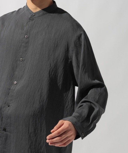 niko and...（ニコアンド）の「リネン混バンドカラーシャツ（シャツ/ブラウス・メンズ・アイボリー/チャコール/ブラウン・LARGE/MEDIUM）」の9枚目の写真