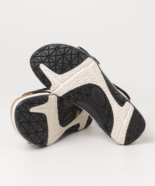 ROCKPORT（ロックポート）の「【WOMEN】SHEVON／シェヴォン ストラップサンダル（サンダル・レディース・ブラック・22.0cm/25.0cm/24.5cm/24.0cm/23.5cm/23.0cm/22.5cm）」の3枚目の写真