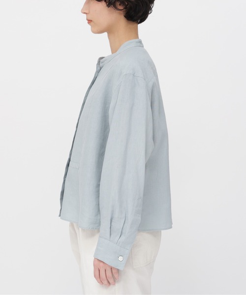 MARGARET HOWELL（マーガレットハウエル）の「SHIRTING LINEN（シャツ/ブラウス・レディース・ターコイズブルー/オフホワイト/チャコール・2/3/1）」の10枚目の写真