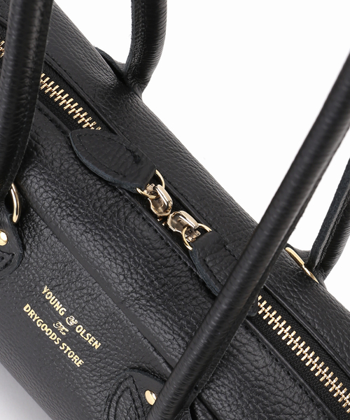 IENA(イエナ)の「《WEB限定/》YOUNG&OLSEN EMBOSSED LEATHER STUDENT S バッグ YO2601-GD005(ボストンバッグ・レディース・ブラック/ブラウン・FREE)」の7枚目の写真