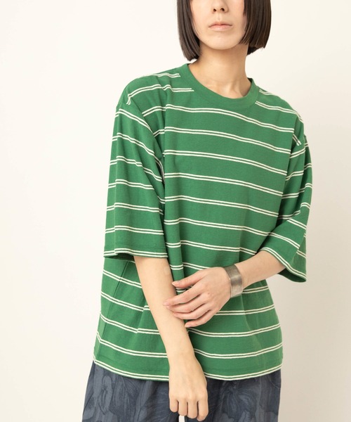 RNA-N（アールエヌエーエヌ）の「M2644 タックボーダー半袖T（Tシャツ/カットソー・レディース・キナリ/グレー/グリーン・FREE）」の3枚目の写真
