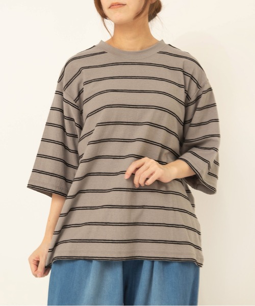 RNA-N（アールエヌエーエヌ）の「M2644 タックボーダー半袖T（Tシャツ/カットソー・レディース・キナリ/グレー/グリーン・FREE）」の4枚目の写真